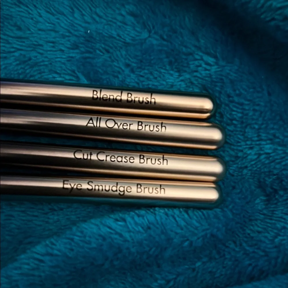Hipdot  Makeup Brush Set